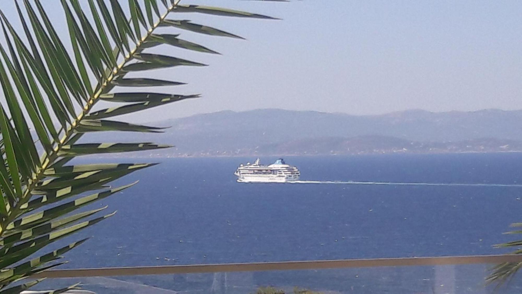 Mavi Panorama Villa Çeşme Eksteriør bilde